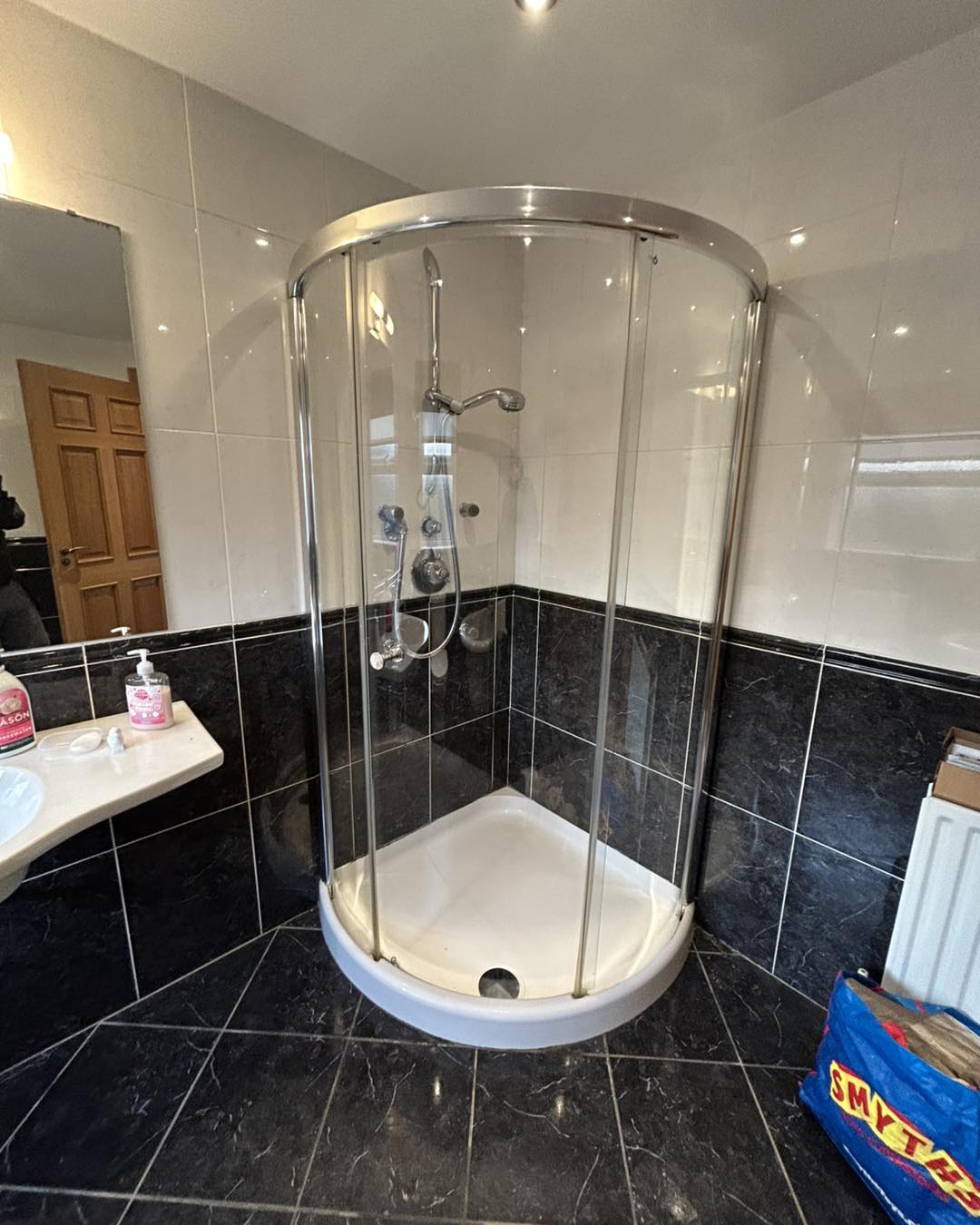 Shower that is cleaned sparkling